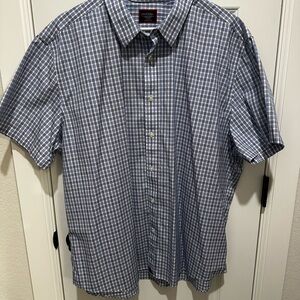UNTUCKit Blue and White Plaid Short Sleeve Shirt